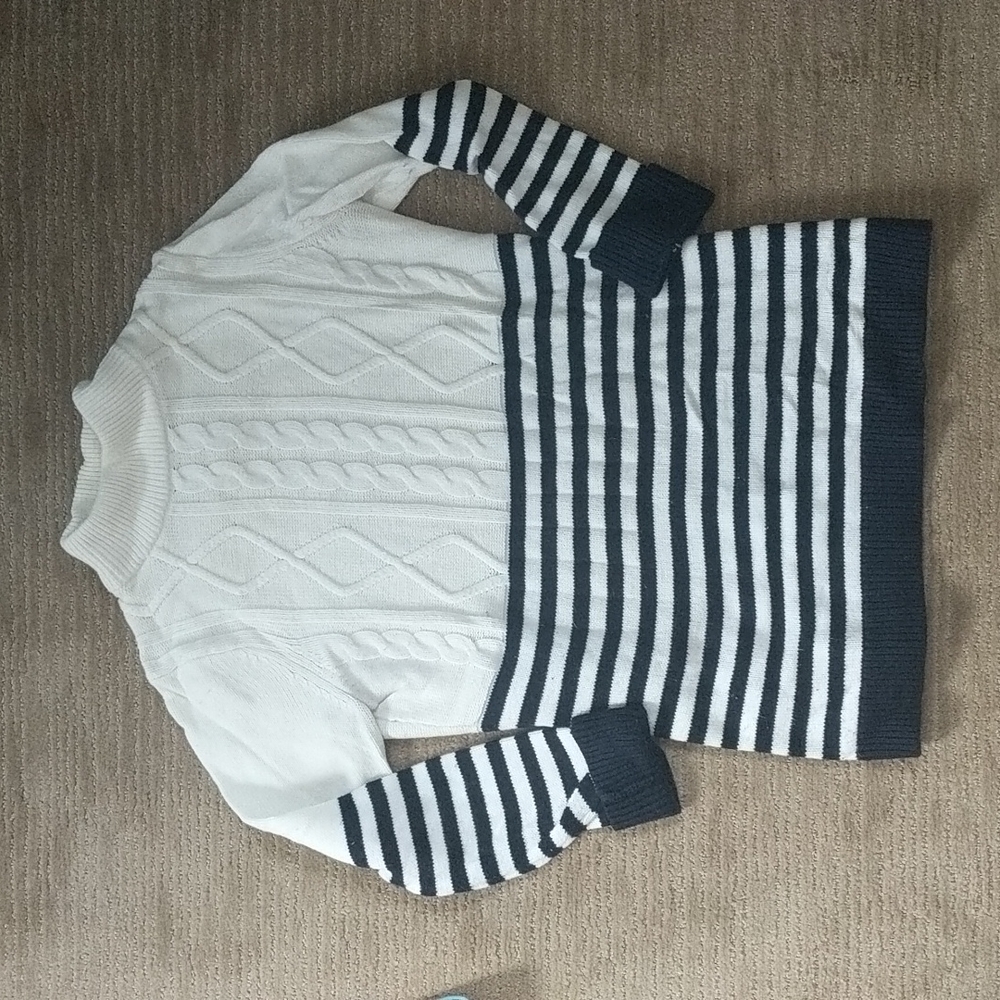 Navy & white cable knit turtleneck sweater